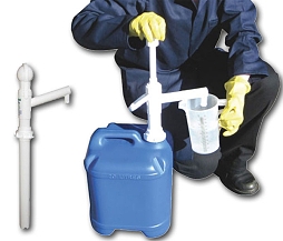 Ruční pumpa na chemikálie a AdBlue pro kanystry do 30 l