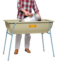 Laminátová mycí vana o objemu 75 litrů